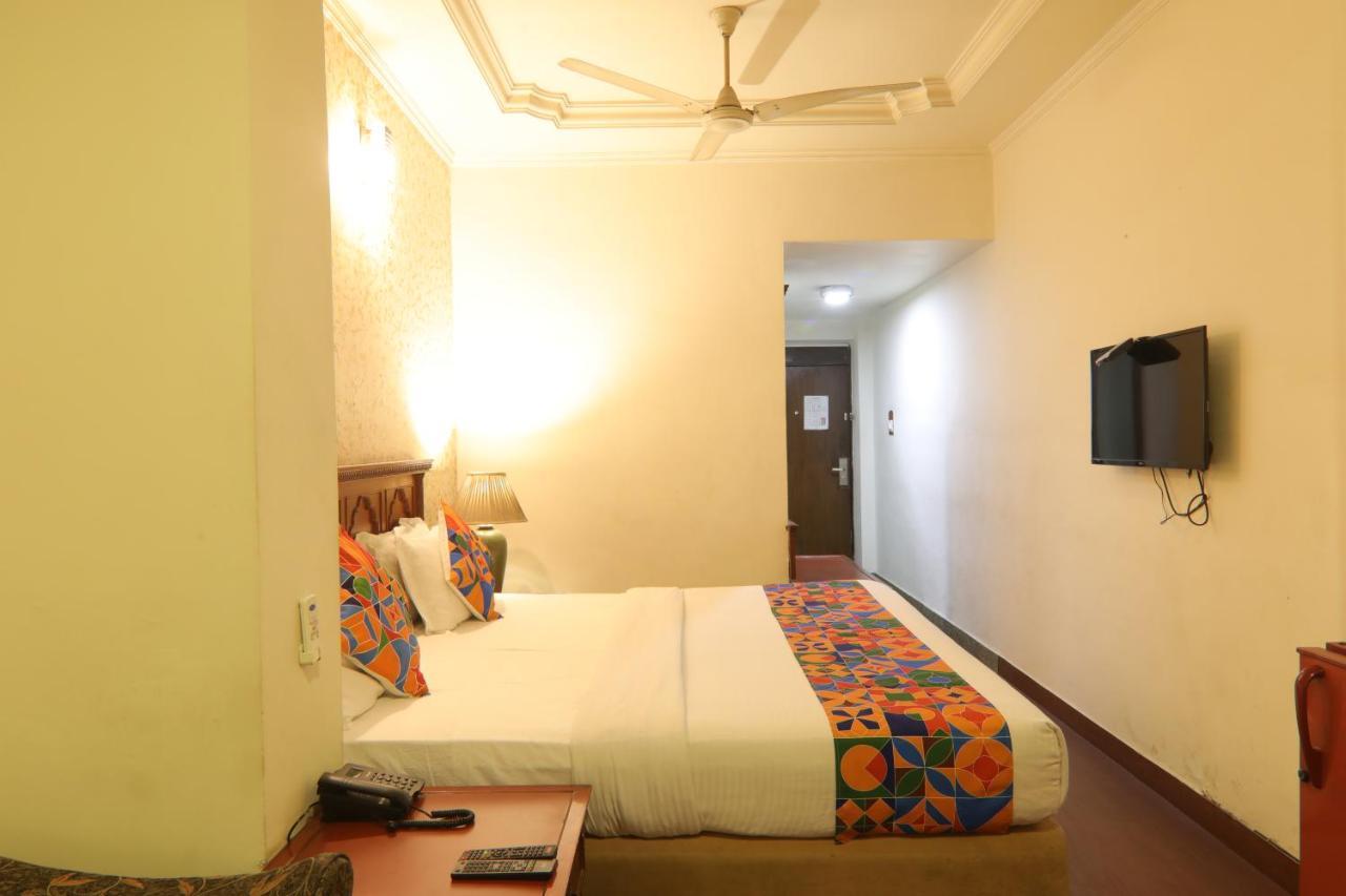 Hotel Mohan Lucknow Eksteriør billede