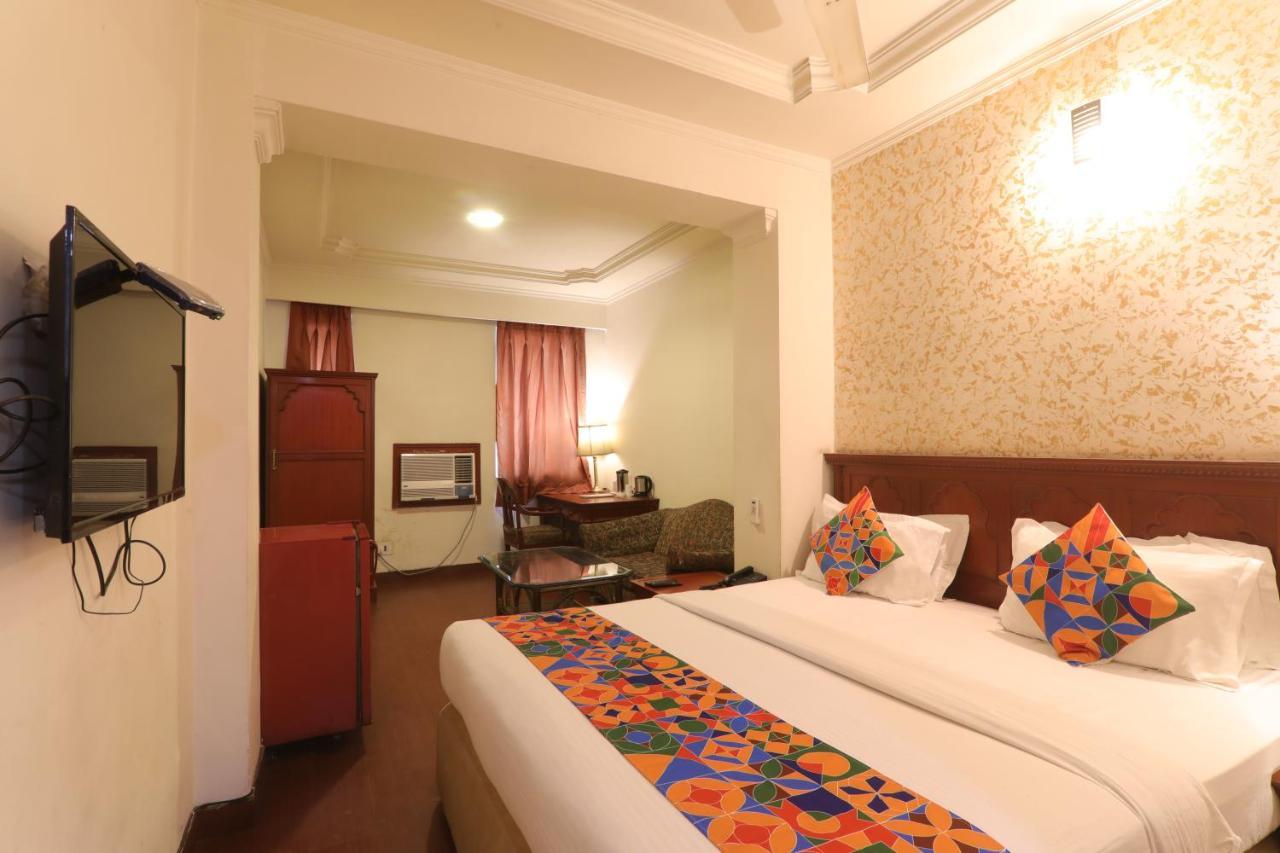 Hotel Mohan Lucknow Eksteriør billede