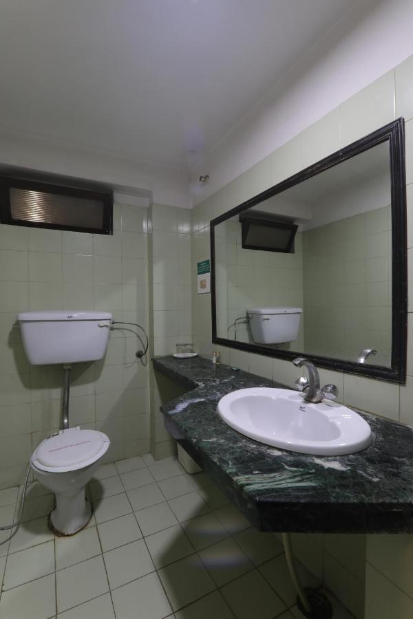 Hotel Mohan Lucknow Eksteriør billede