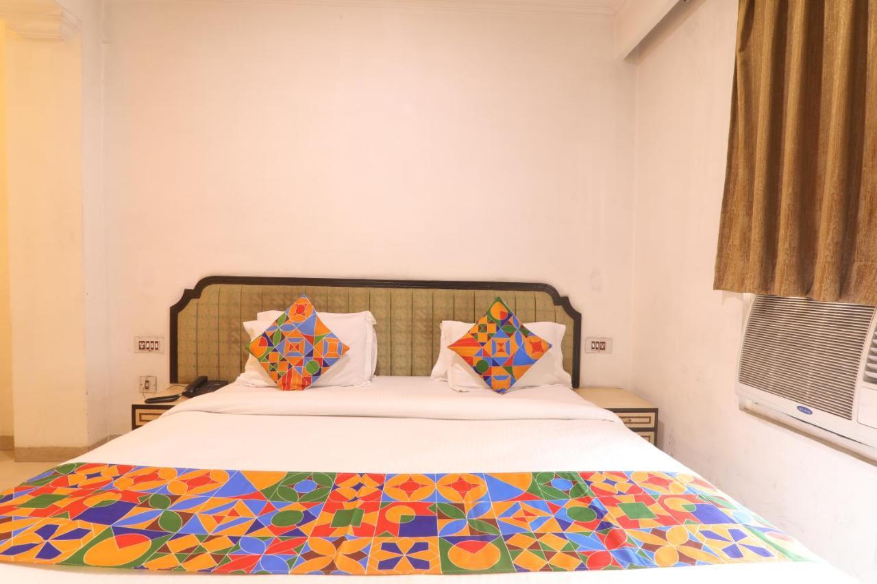 Hotel Mohan Lucknow Eksteriør billede